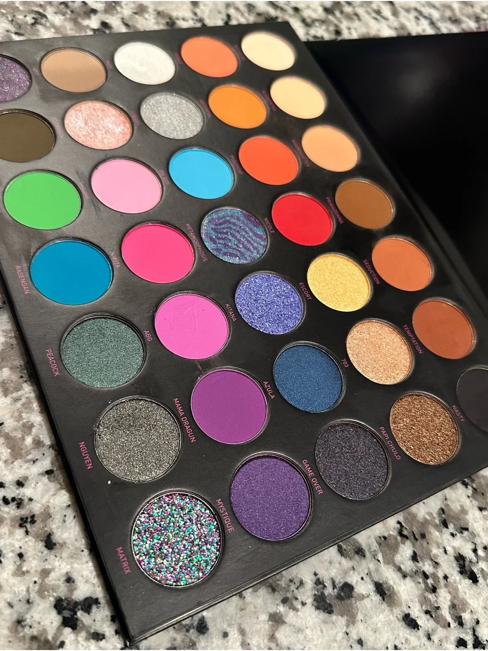Morphe this 35